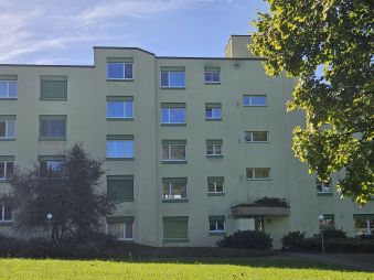 3 1/2 Zimmer Attikawohnung mit 1 Autoeinstellhallenplatz